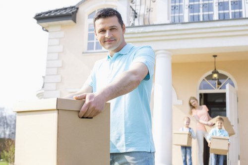 Student moving service for flats, halls, and shared houses in Catford